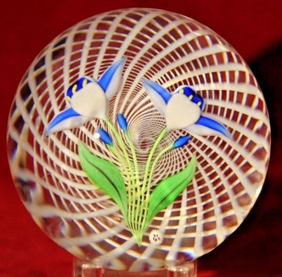 ４４２　ベネチアングラスのラッティチーノペーパーウェイト