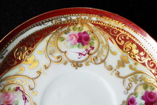 ０６９　オールドノリタケ ニッポン 金彩薔薇図紋 カップ＆ソーサー