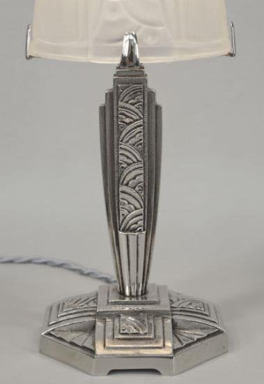 ００５　シュナイダー兄弟: 1930年代アール・デコランプ