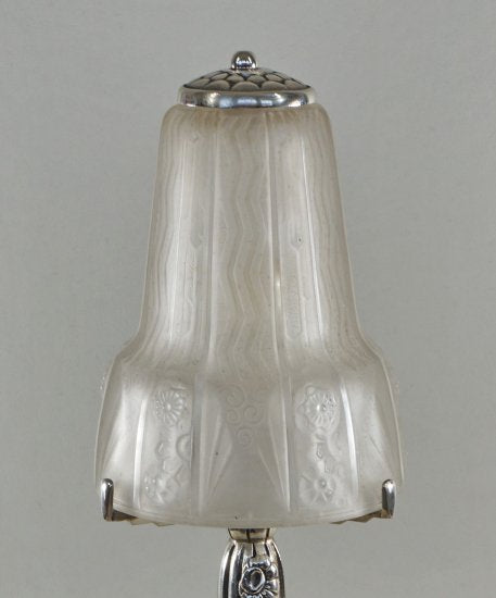 ００５　シュナイダー兄弟: 1930年代アール・デコランプ