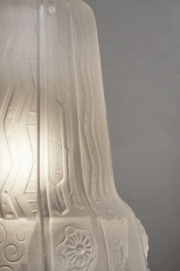 ０９２　ミューラー兄弟：　フランス製　アール・デコ調　ランプ　1930年