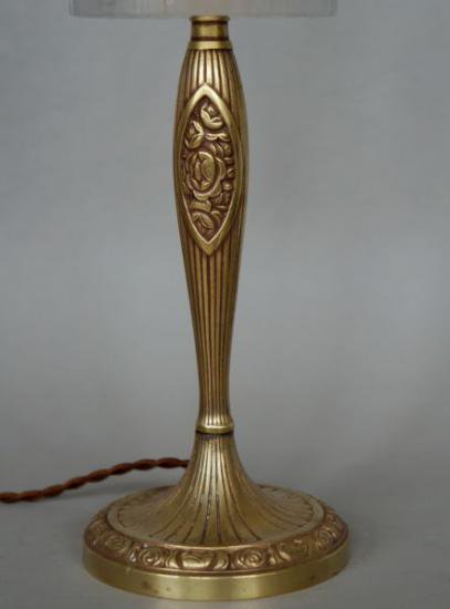 １３９　リチャード＆ミューラー兄弟：フランス　アール・デコ調　ランプ　1930年