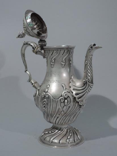 ０４１　シルバーポット ジョージ王朝風のスターリングシルバーのコーヒーポット(1763年製)