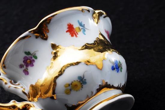 １４６　マイセン Ｂフォーム グランツゴールド カップ＆ソーサー meissen ドイツ製　金彩コーティング