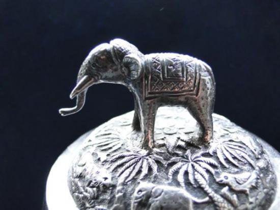 １０４　シルバーポット インド製 スターリングシルバーのティーポット