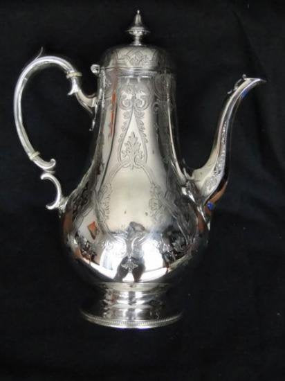 １０７　シルバーポット スターリングシルバー 彫刻装飾 Barnards 1861年ロンドン製 刻印有り