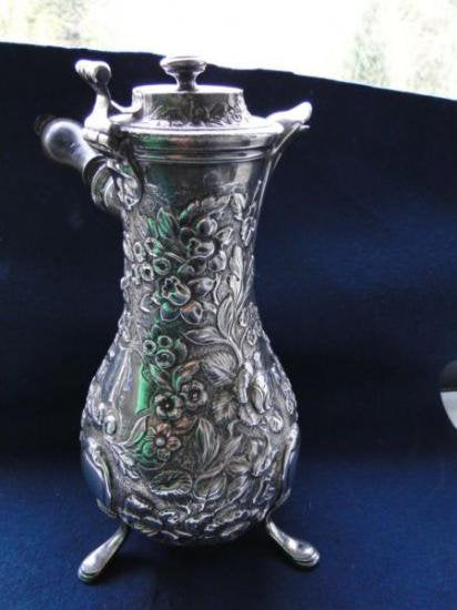 １１３　シルバーポット アンティーク品 スターリングシルバーのチョコレートポット 1750年フランス製 刻印有り