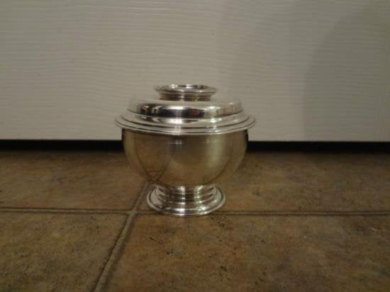 １１４　シルバーポット Kirk Stieff スターリングシルバー 3点セット (コーヒーポット/クリーマー/シュガーポット) ウィリアムズバーグ