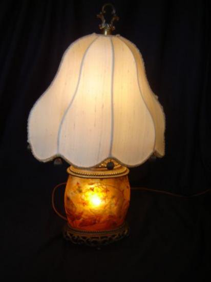 アンティーク　ドームナンシー　茄子の花のテーブルランプ