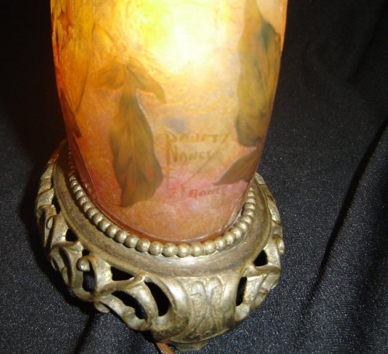 アンティーク　ドームナンシー　茄子の花のテーブルランプ