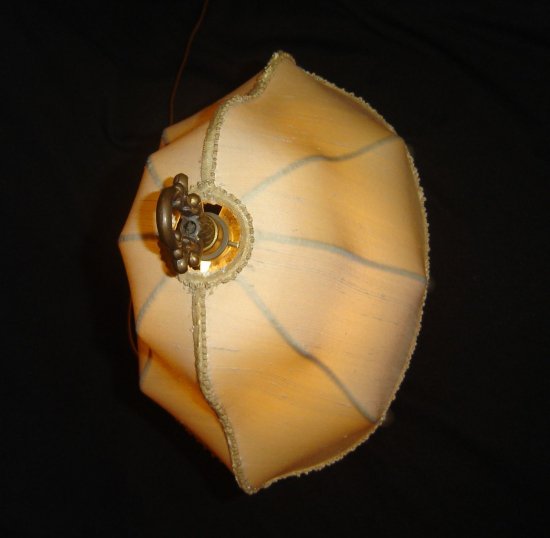 アンティーク　ドームナンシー　茄子の花のテーブルランプ