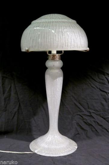 ドームナンシー　アート・デコ　ガラステーブルランプ　白色