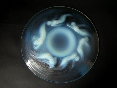 ルネ　ラリック　乳白色ガラス製　「Ondines（オンディーヌ）」　飾り皿