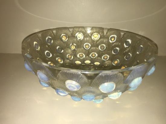 ２３９　ガラス鉢「孔雀の羽根」ルネ　ラリック　R.Lalique Bowl Peacocks Opalescent