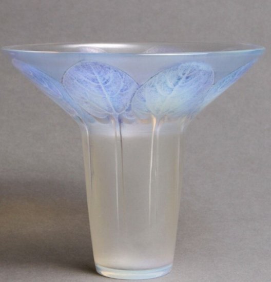 ２４４　ルネラリック　オパルセントの花瓶「ヴィオレット(スミレ)」