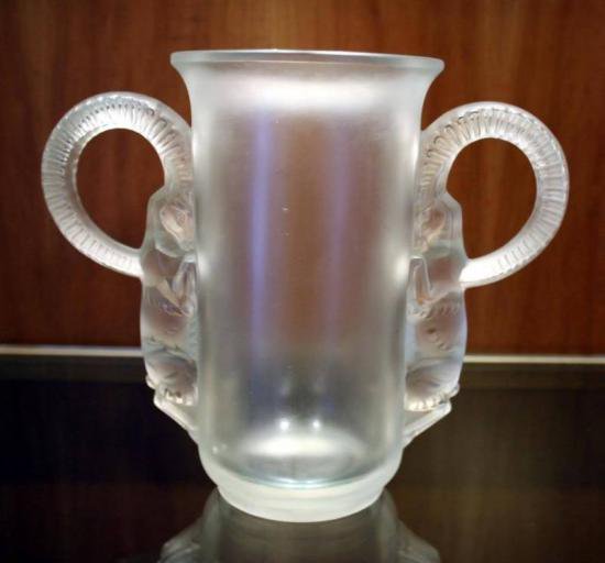 ２７９　ルネ・ラリック　オパルセントのガラス花瓶　‘THIBET’