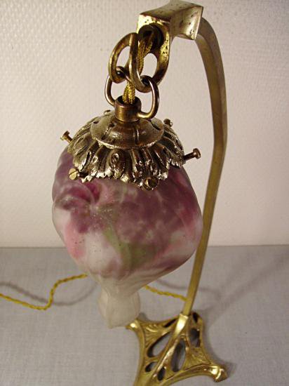 ０４３　ミューラー兄弟　アールデコのランプ　マリアのハート