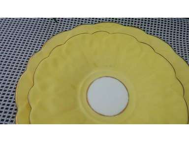 １４５　エインズレイ　バタフライハンドル　カップ＆ソーサーとプレート