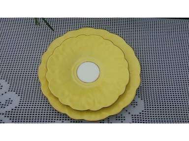 １４５　エインズレイ　バタフライハンドル　カップ＆ソーサーとプレート