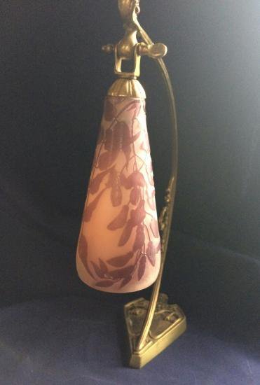 エミールガレ　藤花模様のランプ