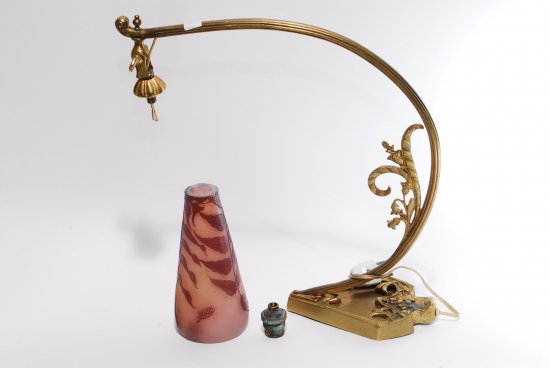 エミールガレ　藤花模様のランプ