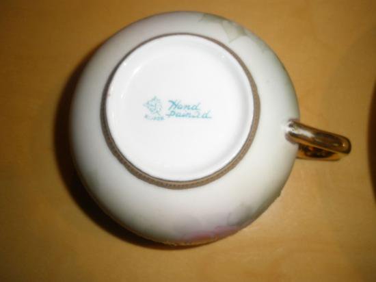 ０８６　オールドノリタケ　金彩ビーズ花柄カップ＆ソーサー