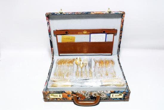 ００８　ゾーリンゲン 23/24K純金P.ドイツ カトラリー７０本セット