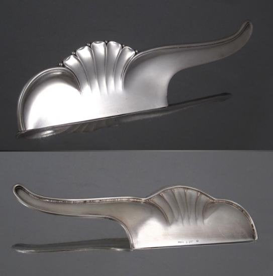 １９９　クリストフル Christofle　ギャレア　アール・ヌーヴォーシルバープレート ブレッドトレー＆パンくず取りセット