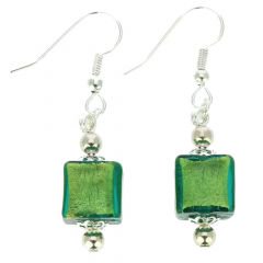 ５６３　ベネチアングラス　アンティコ・テソーロ　キューブピアス