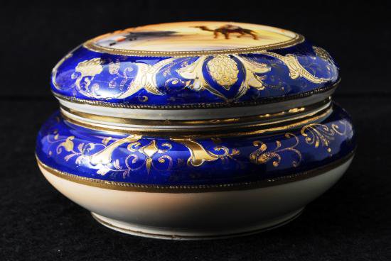 驚きの安さ 106 蓋付小物 オールドノリタケ・金盛上藍砂漠風景図 里帰り 工芸品