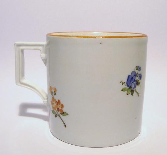 １５０　マイセン　赤いバラのカップ＆ソーサー　マルコリーニ期