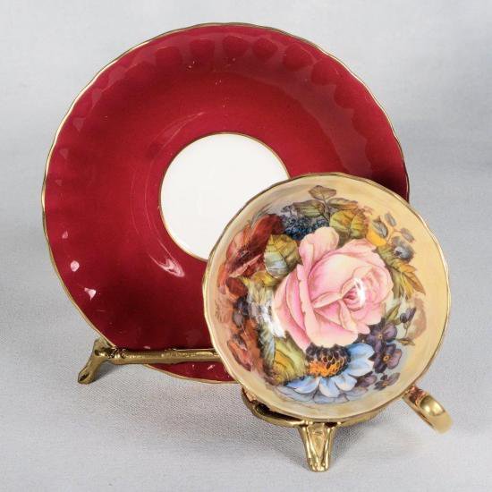 １５１　エインズレイ　花模様のカップ＆ソーサー　赤