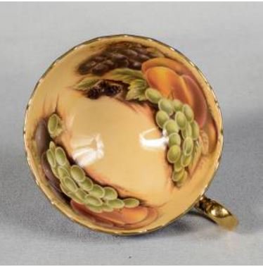 １６１　エインズレイ　果物柄のティーカップ＆ソーサー　コバルトブルー