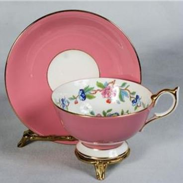 １６４　エインズレイ　アテネ形ペンブロックパターン　ティーカップ＆ソーサー　ピンク