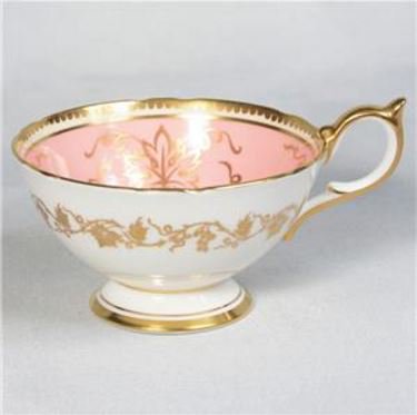 １６８　エインズレイ　葡萄のティーカップ＆ソーサー　パステルピンク