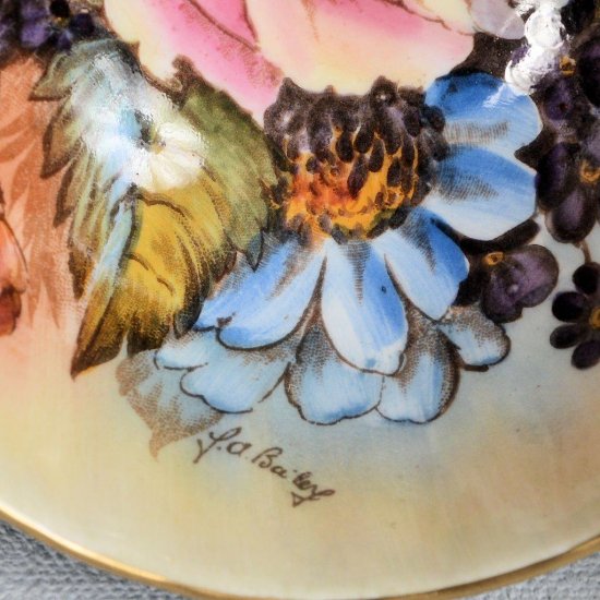 １７０　エインズレイ　果物柄のティーカップ＆ソーサー　水色