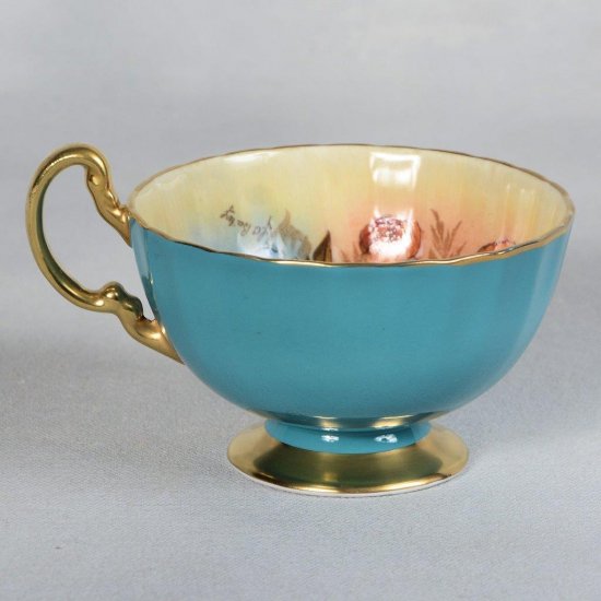 １７０　エインズレイ　果物柄のティーカップ＆ソーサー　水色