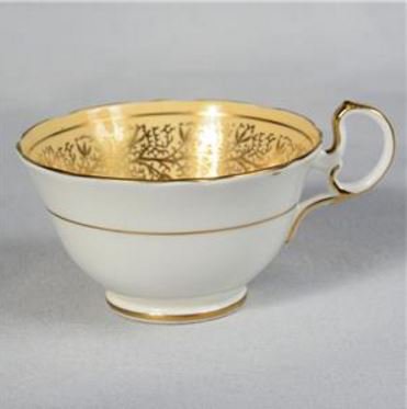 １７１　エインズレイ　花のティーカップ＆ソーサー　黄＆緑