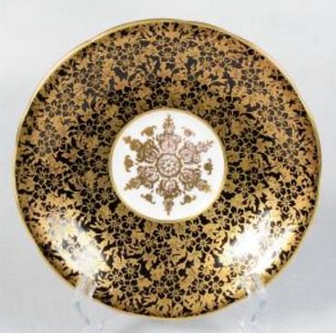 １７３　エインズレイ　インド模様のティーカップ＆ソーサー　黒＆ゴールド