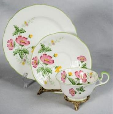 １８０　エインズレイ　お花のティーカップ＆ソーサー＆サイドプレート　1925年製