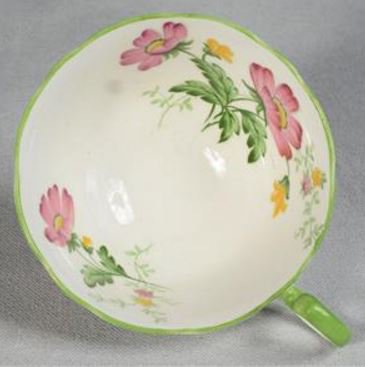 １８０　エインズレイ　お花のティーカップ＆ソーサー＆サイドプレート　1925年製