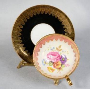 １８１　エインズレイ　ティーカップ＆ソーサー　黒