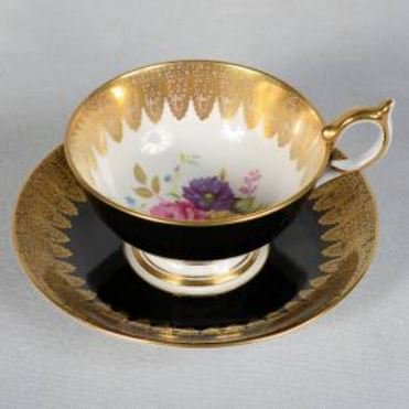 １８１　エインズレイ　ティーカップ＆ソーサー　黒