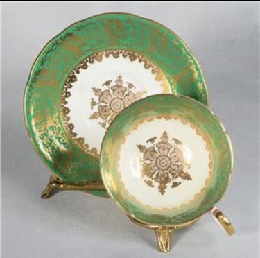 １８６　エインズレイ　ティーカップ＆ソーサー　緑／白