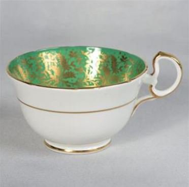 １８６　エインズレイ　ティーカップ＆ソーサー　緑／白
