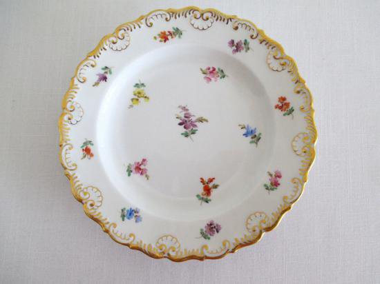 １５５　マイセン(meissen) スキャタードフラワー（小花散らし）キャビネットトリオセット