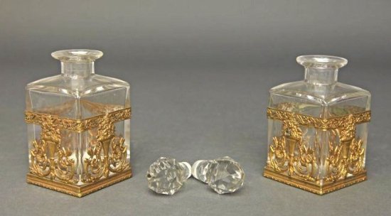 バカラ　19世紀のブロンズとクリスタルの香水瓶(ペア)