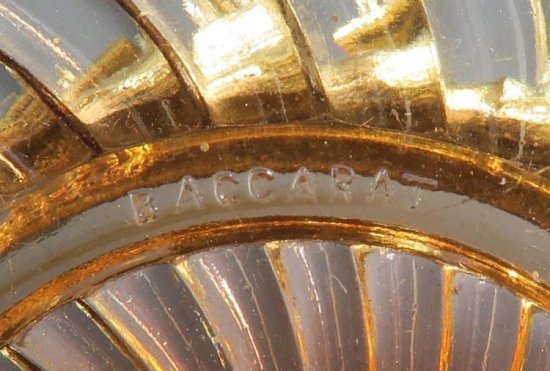 １０１　バカラ　フランス製ブロンズとサイン入りクリスタルのセンターピース