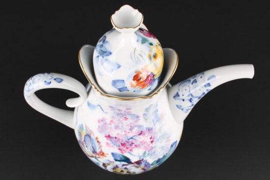 １５８　現代マイセン　菊花模様のコーヒーポット