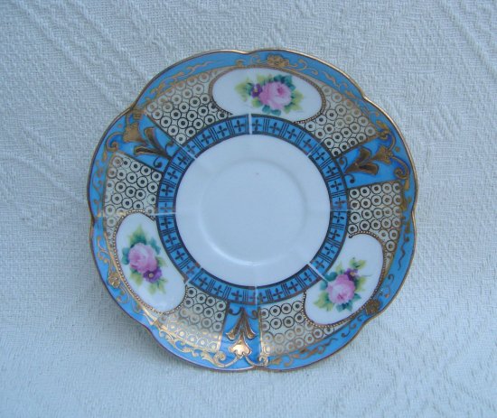 １５１　オールドノリタケ　金彩花模様　3点セット